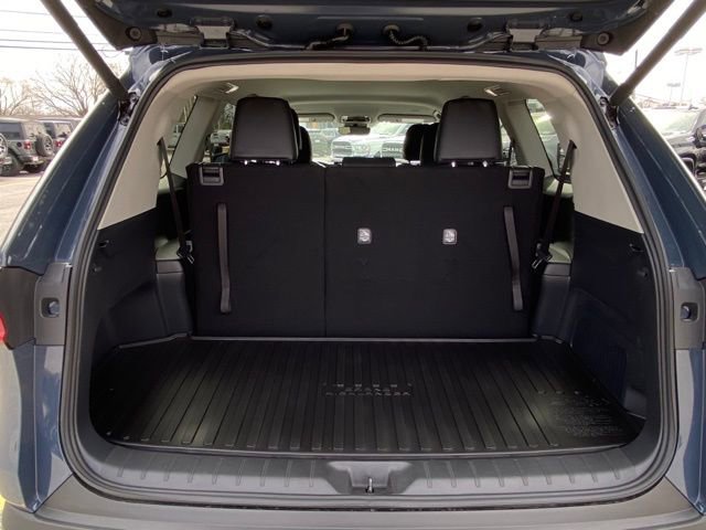 Used 2026 Toyota Grand Highlander AWD image 10