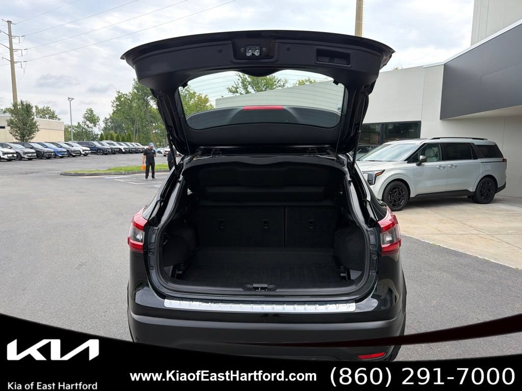 Used 2020 Nissan Rogue Sport S w/ Appearance Package AWD/4WD image 15