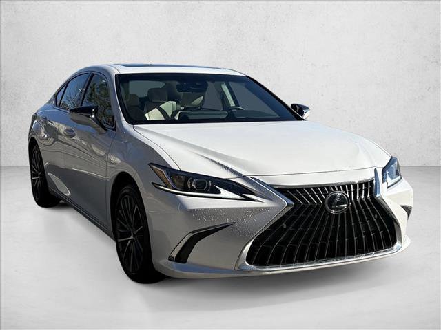 Used 2024 Lexus ES 300h w/ Premium Package image 3