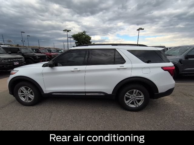 Used 2020 Ford Explorer XLT w/ Equipment Group 202A AWD/4WD image 9