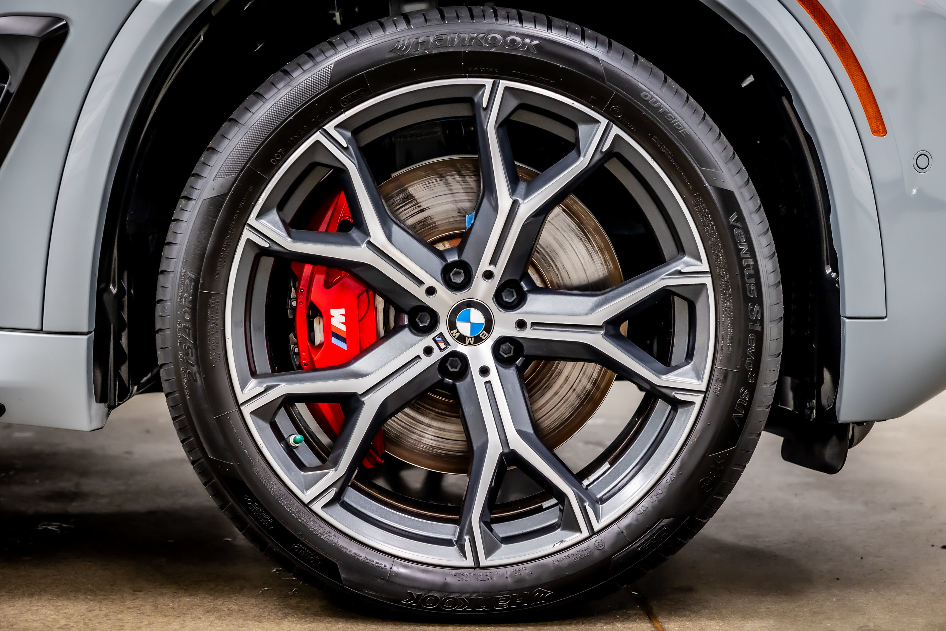 Used 2024 BMW X5 M60i AWD/4WD image 39