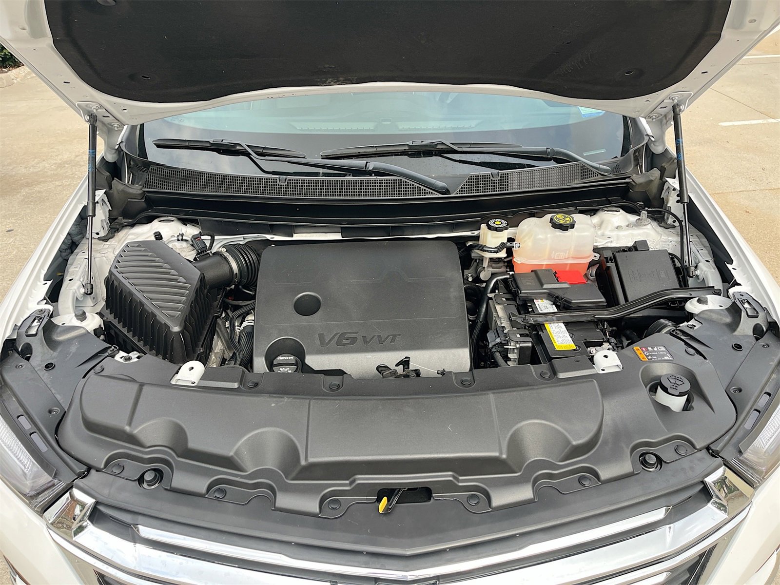 Used 2023 Chevrolet Traverse Premier w/ LPO, Floor Liner Package image 33