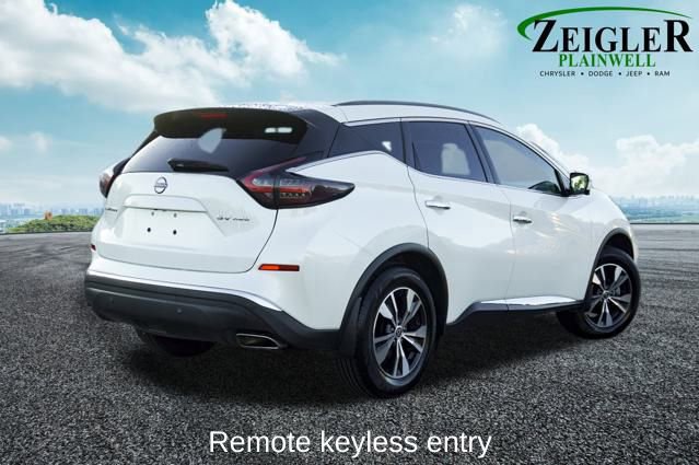 Used 2024 Nissan Murano SV image 3