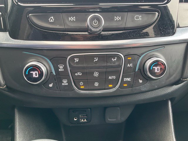 Used 2023 Chevrolet Traverse LT w/ LT Premium Package AWD/4WD image 15