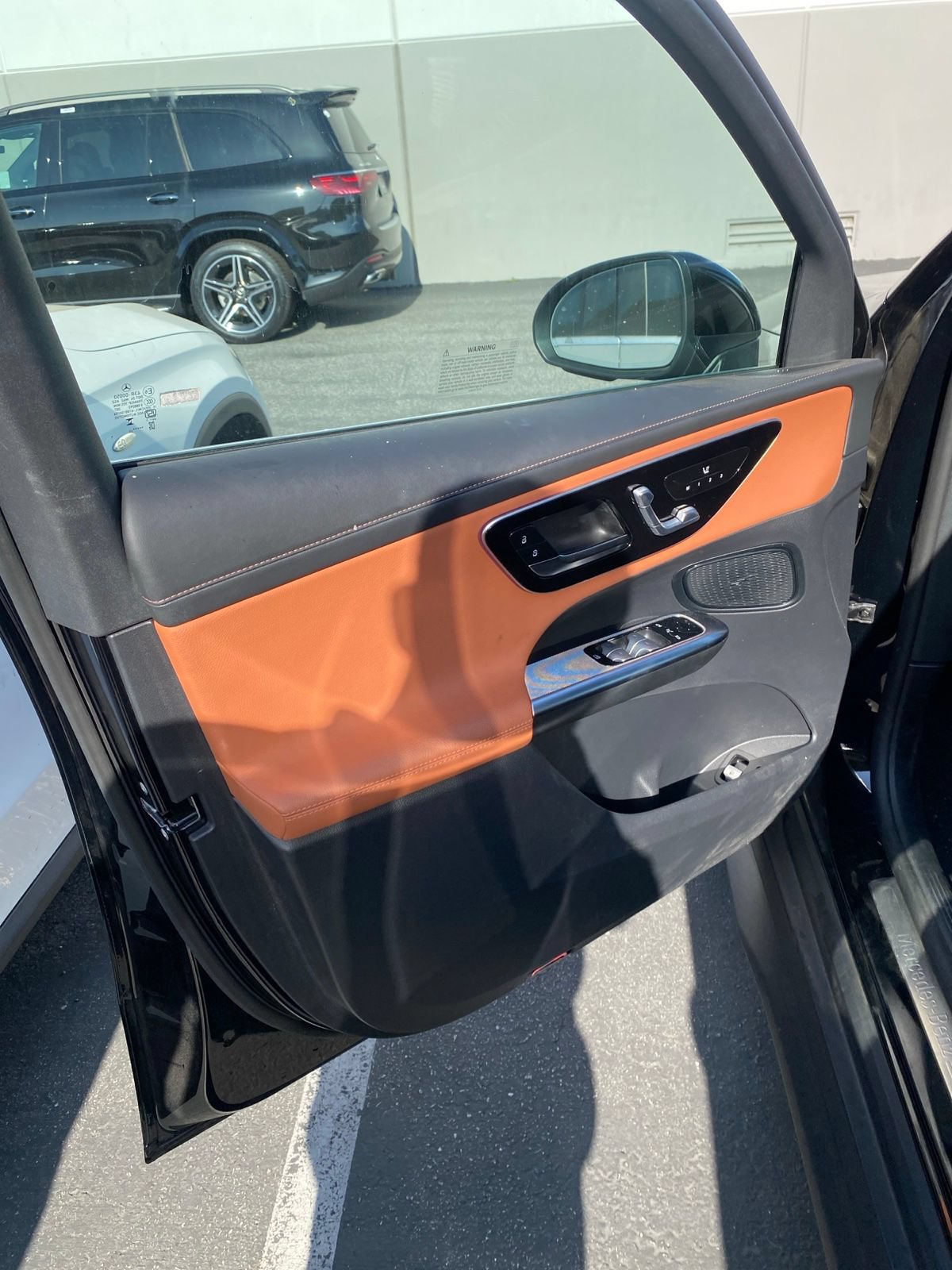 Certified 2025 Mercedes-Benz GLC 350e 4MATIC image 10