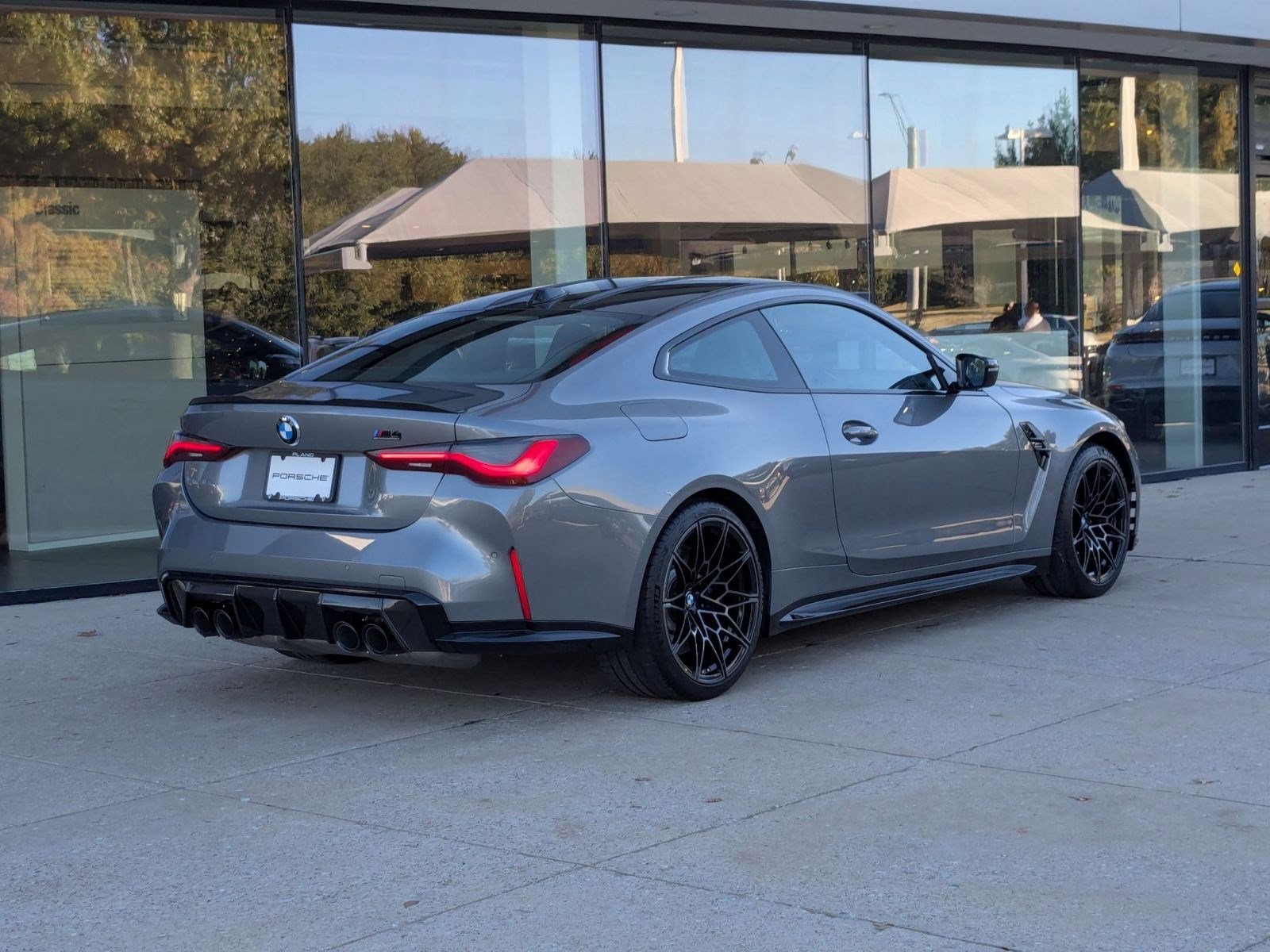 Used 2024 BMW M4 Competition w/ M Carbon Exterior Package image 10