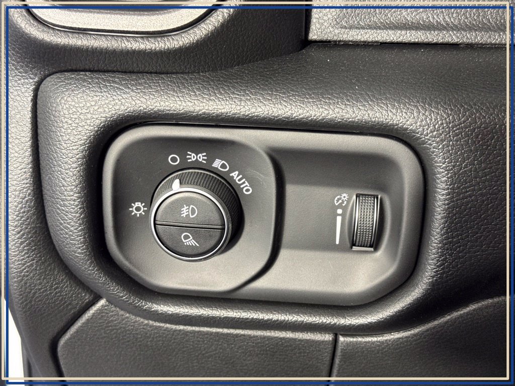 New 2026 RAM 2500 Tradesman AWD/4WD image 18