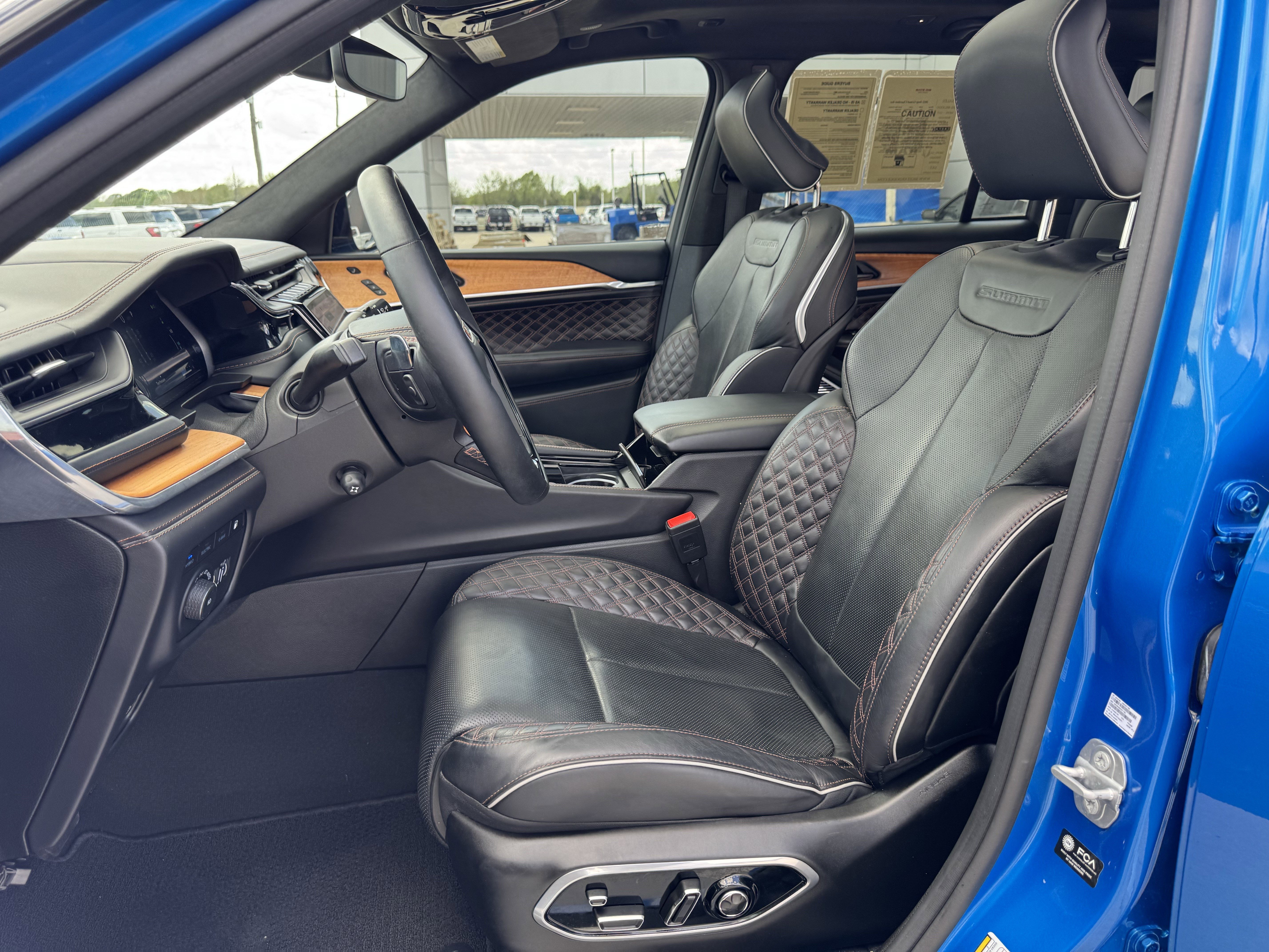 Used 2022 Jeep Grand Cherokee Summit image 28