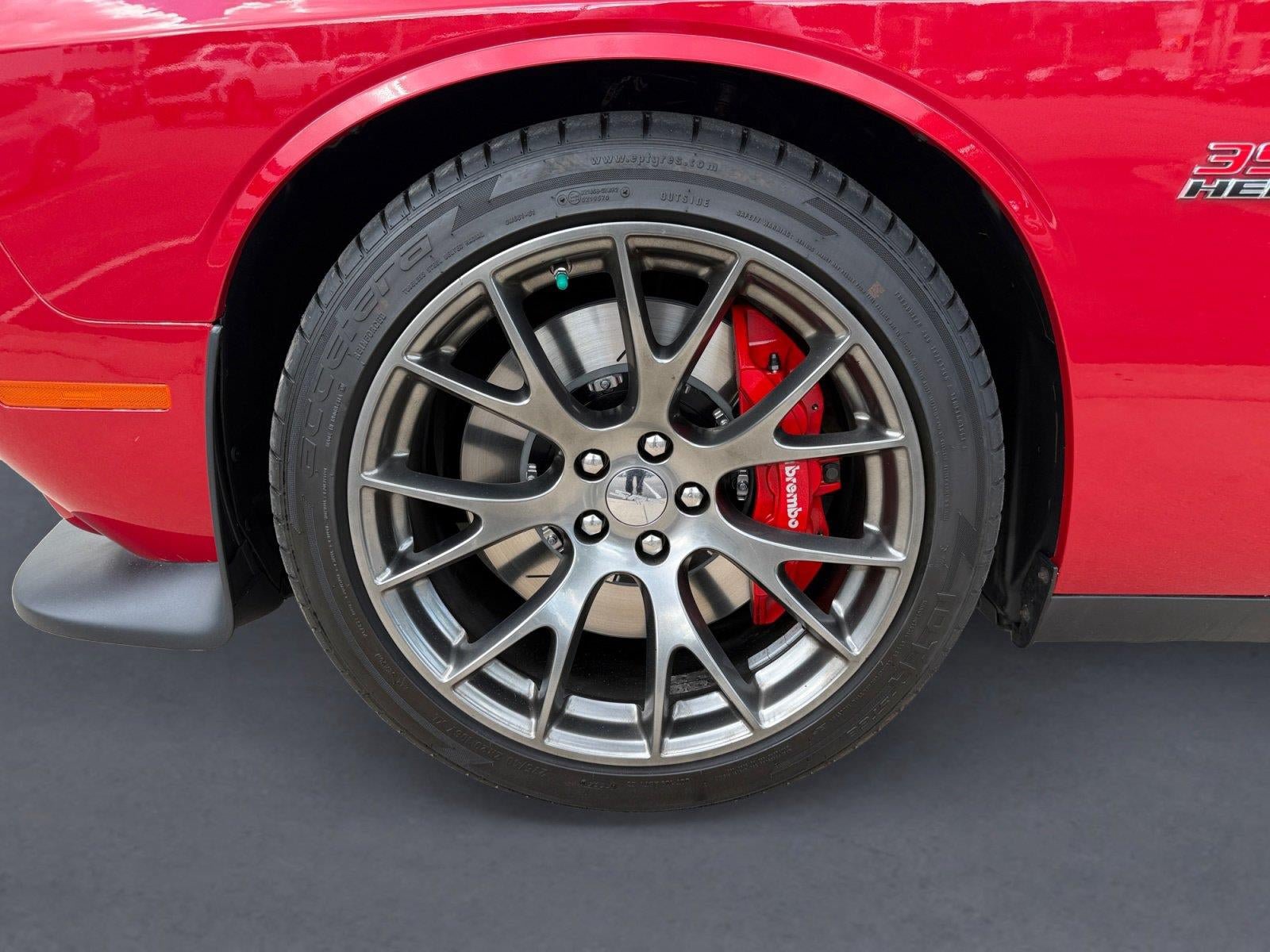 Used 2015 Dodge Challenger SRT w/ Technology Group RWD image 14