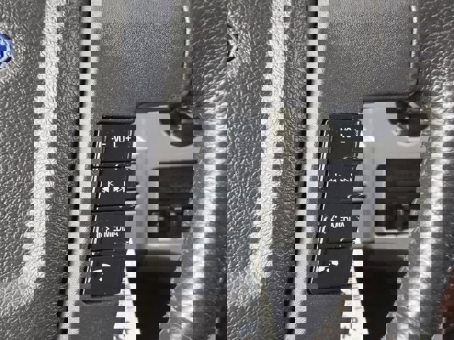 Used 2012 Ford F150 Lariat w/ Lariat Chrome Pkg image 31