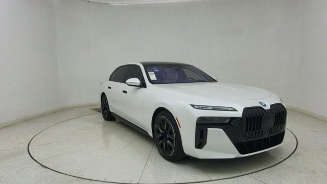 Used 2023 BMW i7 xDrive60 w/ Executive Package 2 image 65