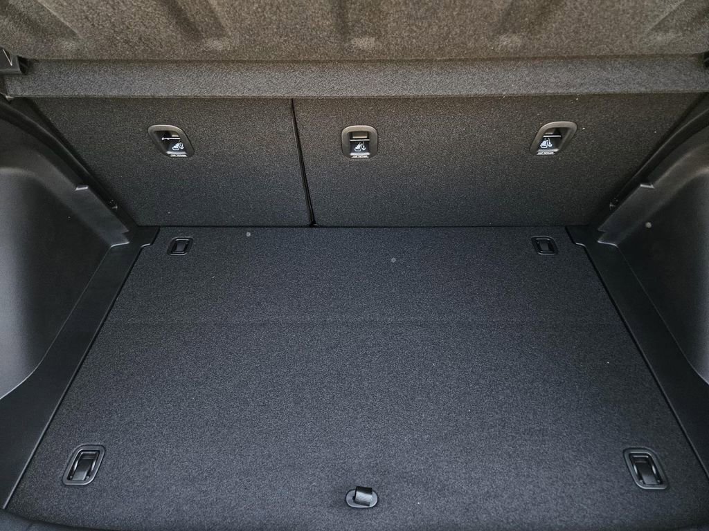 New 2025 Hyundai Venue SEL image 12