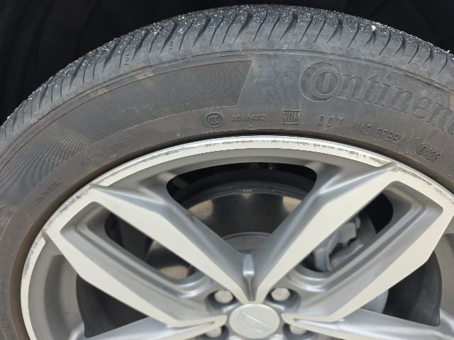 Used 2023 Cadillac XT4 Sport w/ Technology Package AWD/4WD image 3