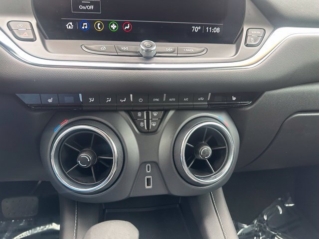 Used 2025 Chevrolet Blazer LT FWD image 27