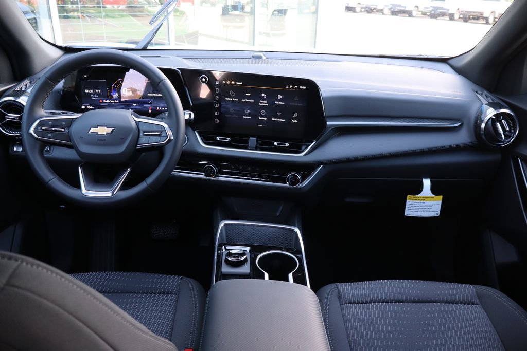 New 2026 Chevrolet Equinox LT w/ Safety and Technology Package FWD image 19