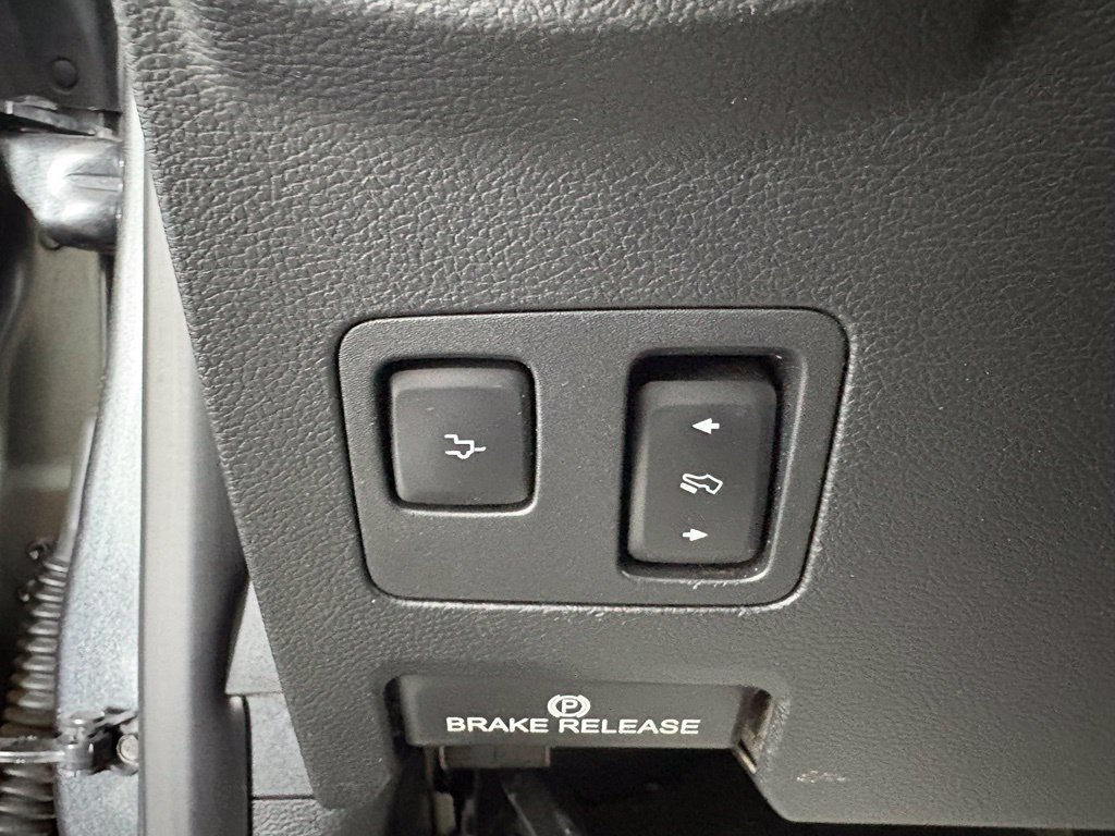 Used 2019 Ford F350 Lariat w/ Lariat Ultimate Package AWD/4WD image 24