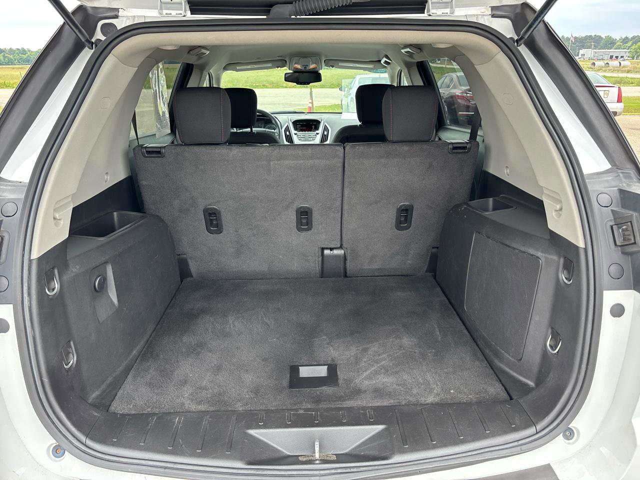 Used 2017 GMC Terrain SLE FWD image 22