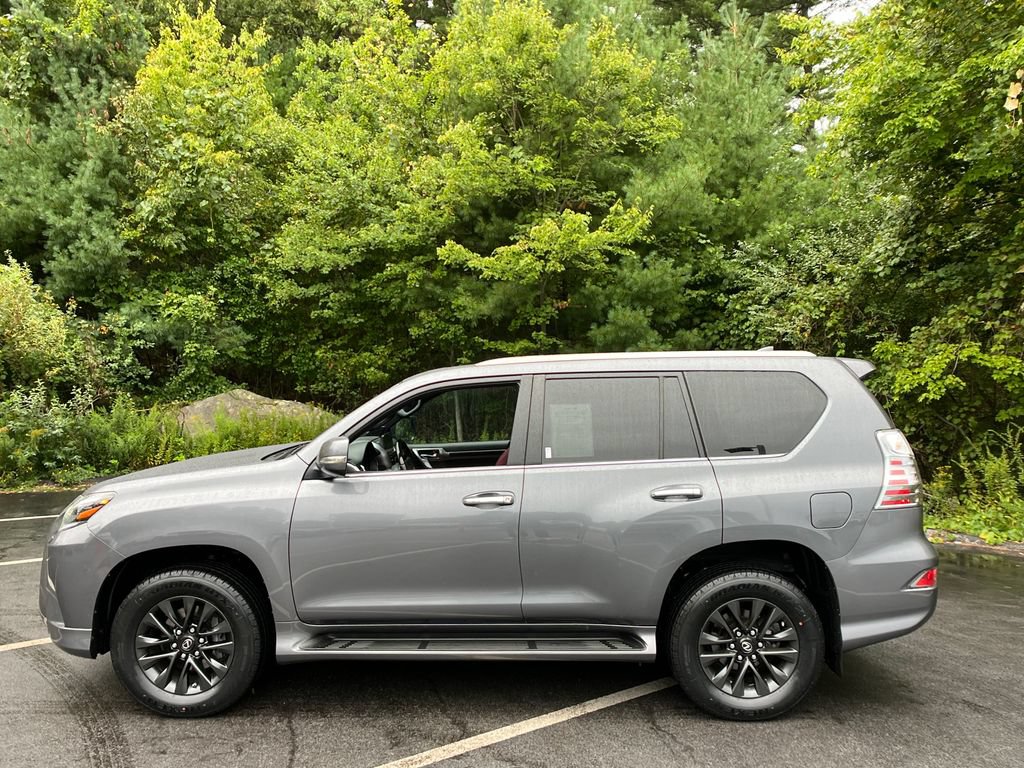 Used 2023 Lexus GX 460 Premium w/ Premium Package AWD/4WD image 2