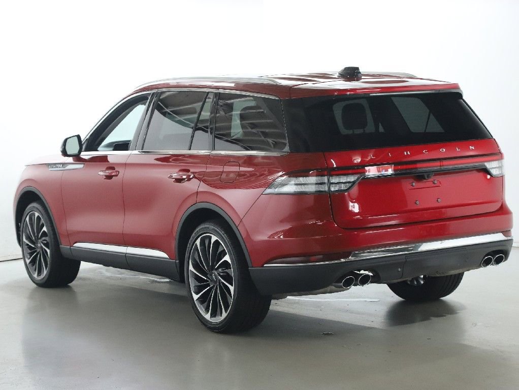 Certified 2025 Lincoln Aviator Reserve w/ Equipment Group 201A image 40