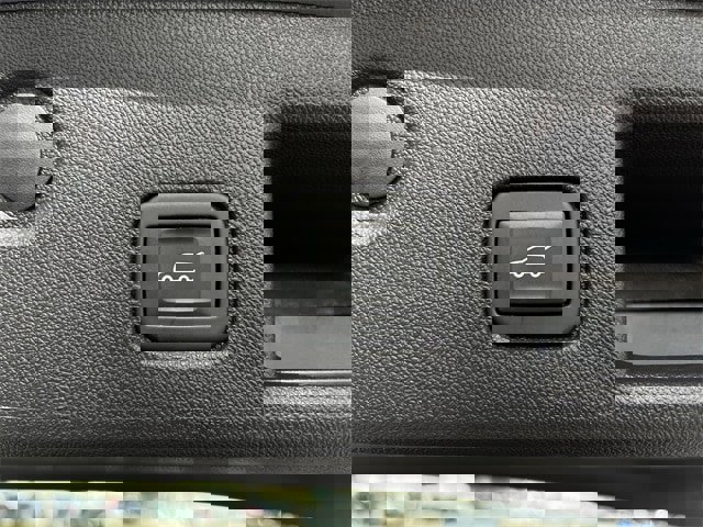 Used 2024 Chevrolet Equinox LT w/ LPO, Floor Liner Package image 32