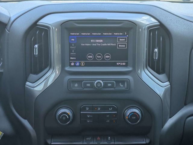 Used 2022 Chevrolet Silverado 2500 Custom w/ Custom Convenience Package AWD/4WD image 17