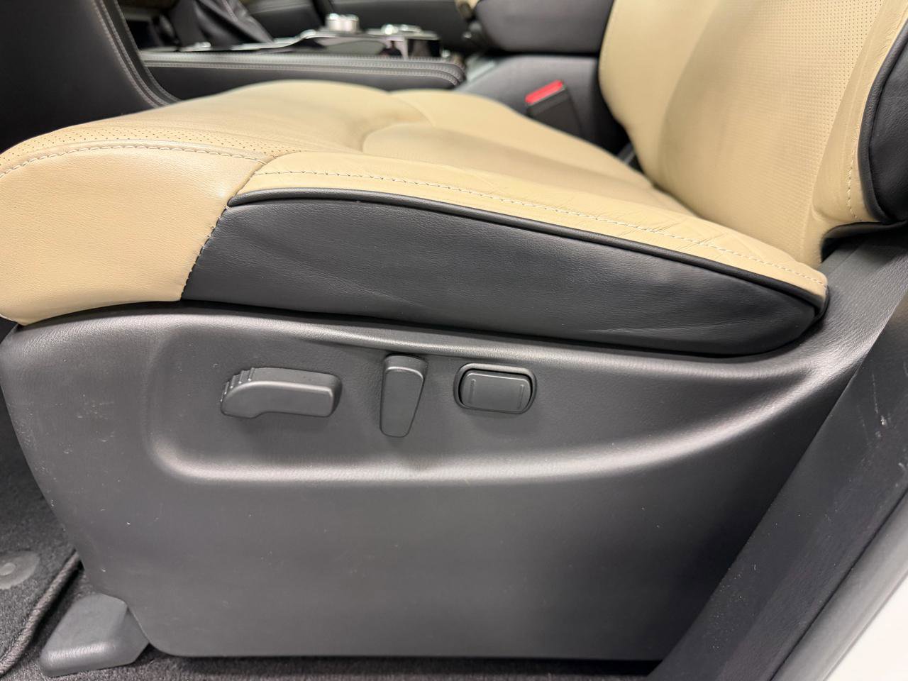 Used 2021 INFINITI QX80 Premium Select w/ Cargo Package RWD image 7