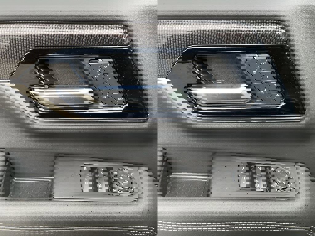 New 2026 GMC Yukon XL Elevation w/ Elevation Premium Package image 24