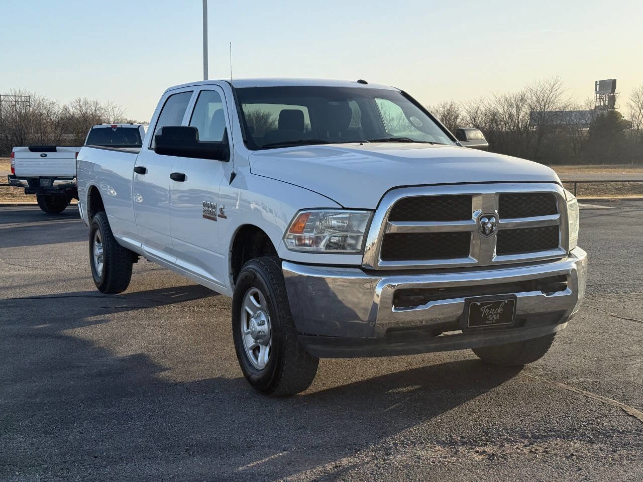 Used 2018 RAM 2500 Tradesman w/ Chrome Appearance Group image 3