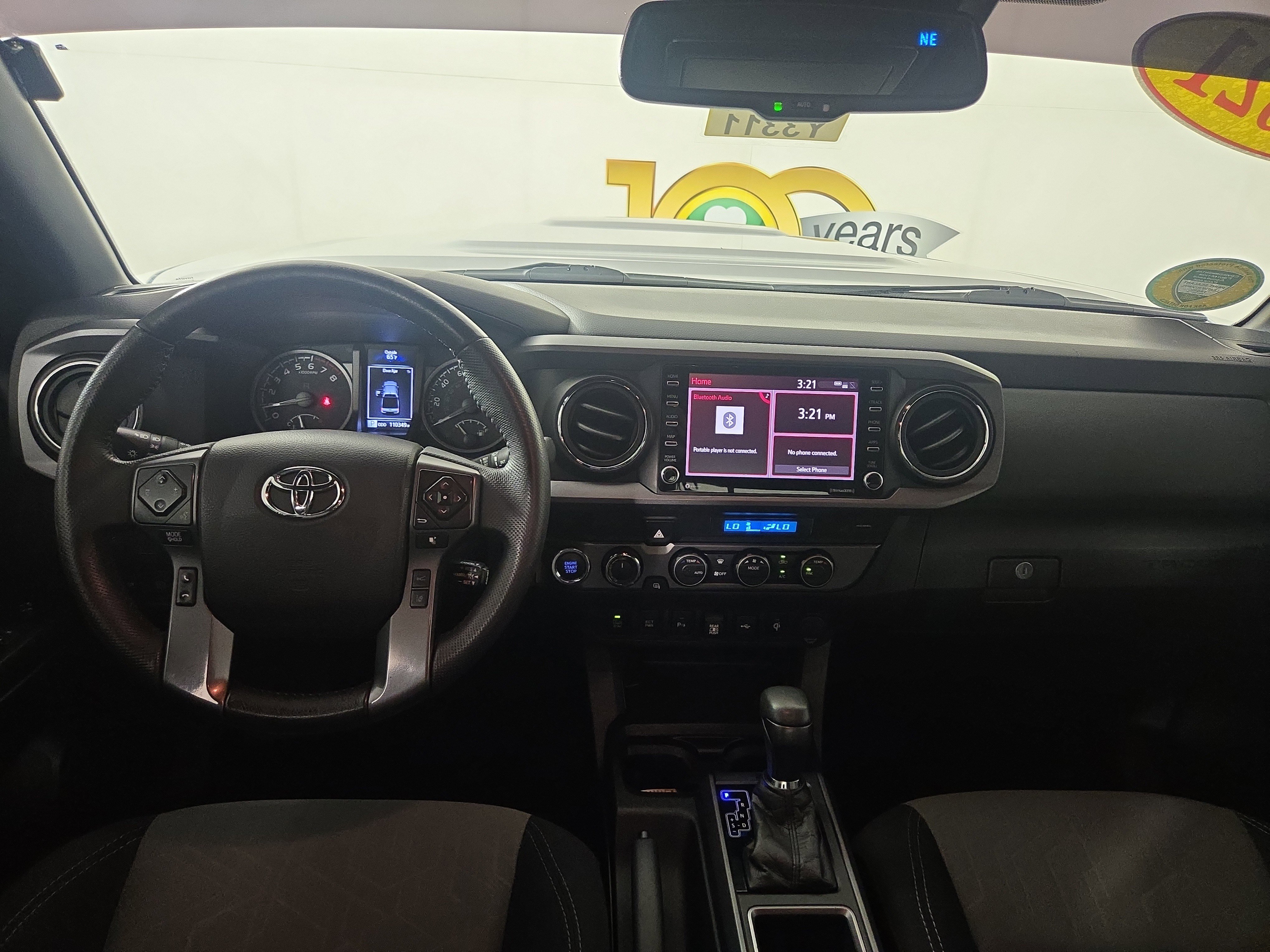 Used 2021 Toyota Tacoma TRD Sport w/ Technology Package image 12