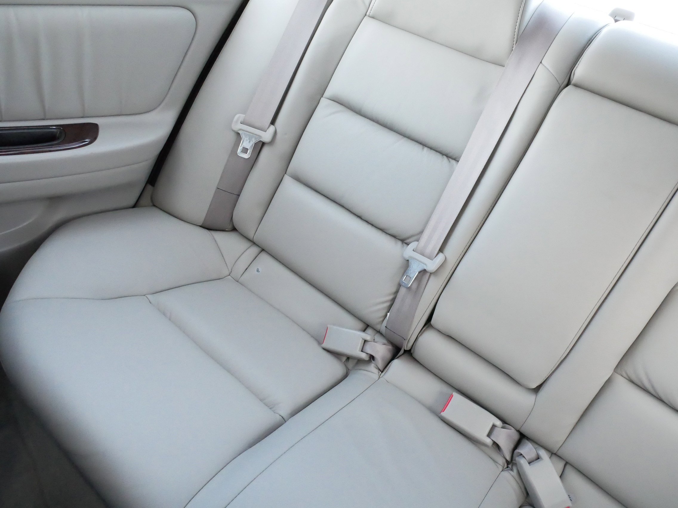 Used 2003 Nissan Maxima GLE image 12