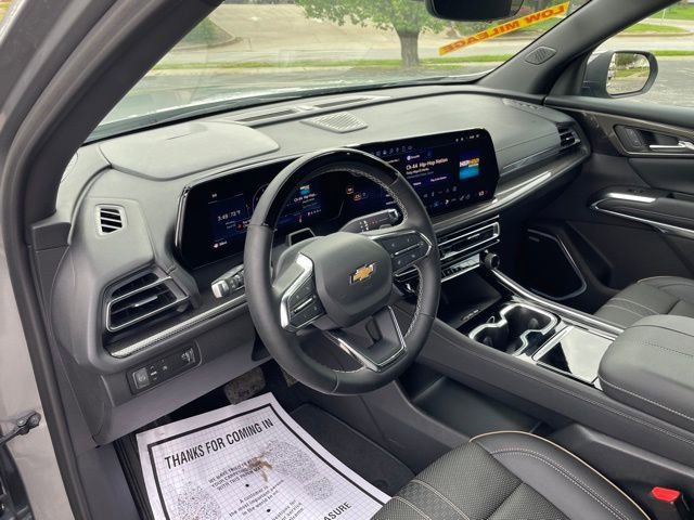 Used 2025 Chevrolet Traverse High Country image 14