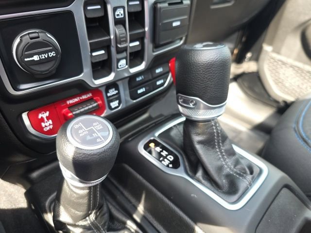 Used 2025 Jeep Wrangler Unlimited Rubicon 4xe w/ Safety Group image 38