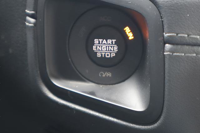 Used 2021 Jeep Wrangler Unlimited Sahara w/ Cold Weather Group image 19