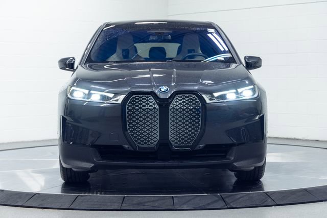 Certified 2023 BMW iX xDrive50 w/ Premium Package image 5