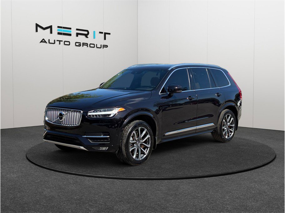 Used 2016 Volvo XC90 T6 Inscription w/ Vision Package image 4