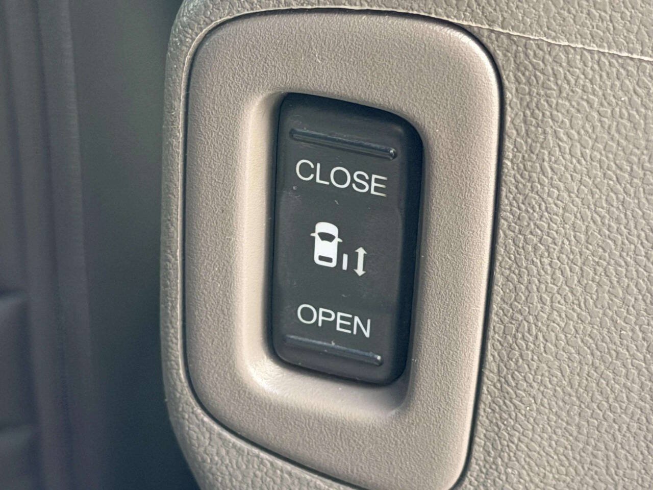 Used 2016 Honda Odyssey EX-L image 33