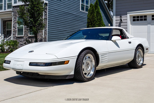 Used 1991 Chevrolet Corvette Convertible RWD image 15
