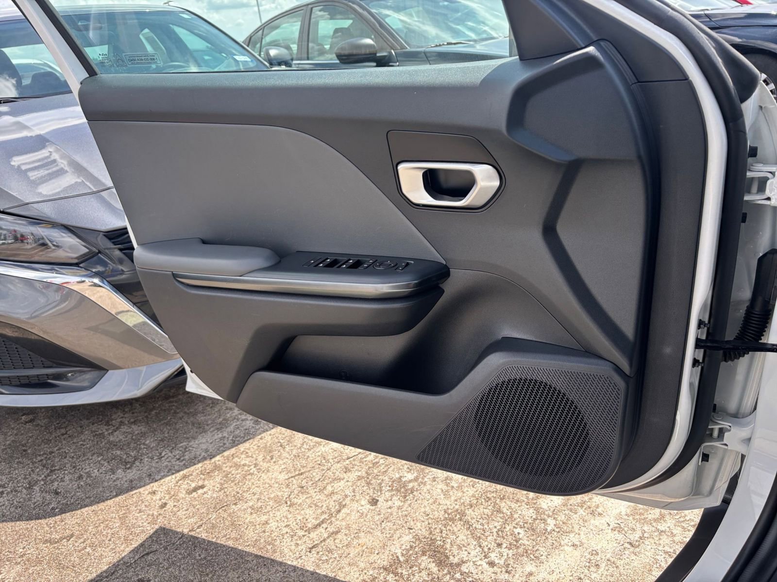 Used 2025 Kia K4 FWD image 18