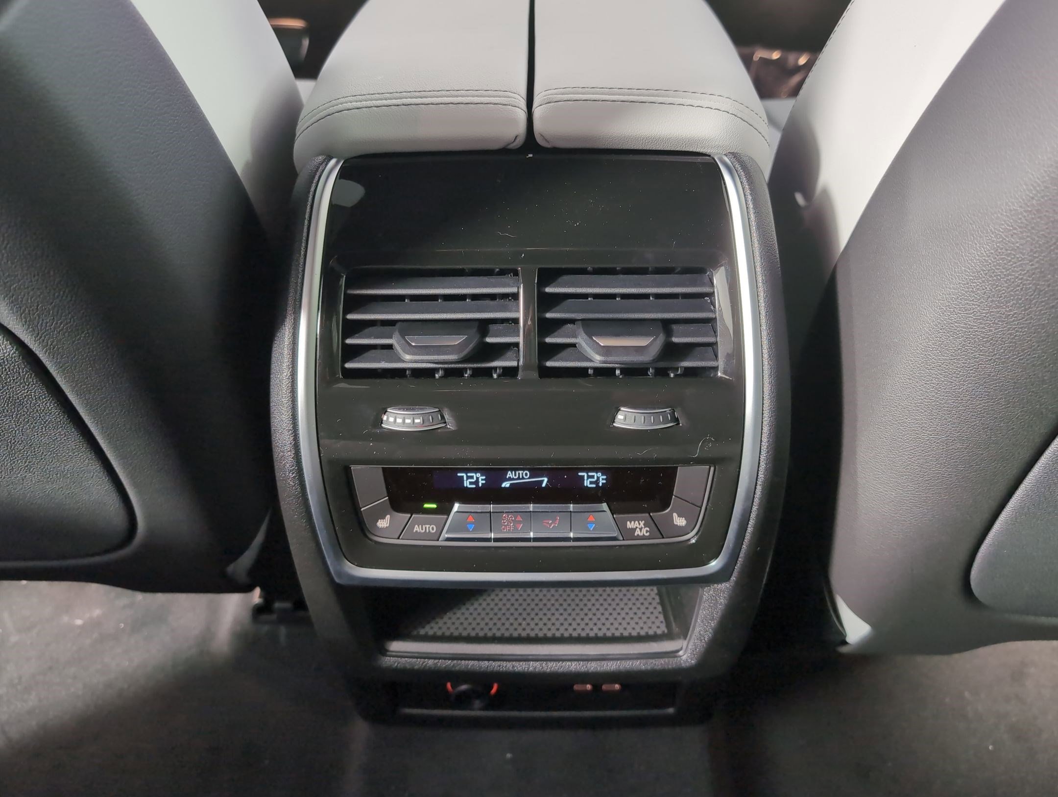 New 2026 BMW X7 xDrive40i w/ M Sport Package image 29