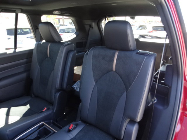 New 2026 Toyota Grand Highlander Platinum image 12