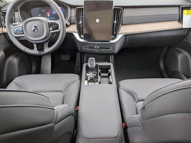 New 2026 Volvo XC90 B5 Core AWD/4WD image 16