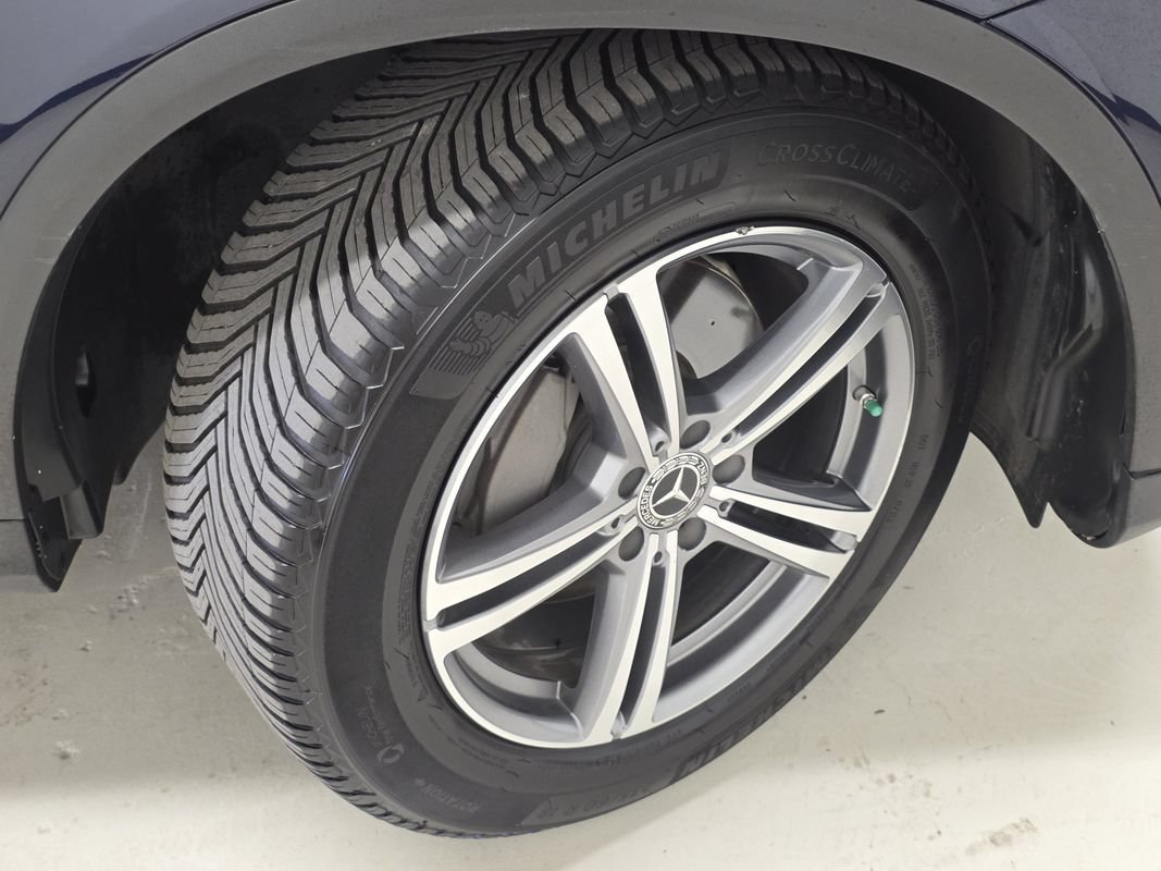 Used 2021 Mercedes-Benz GLC 300 4MATIC image 41