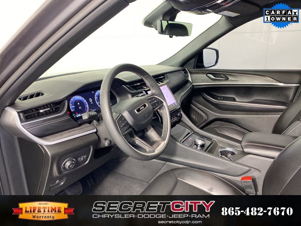 Used 2024 Jeep Grand Cherokee L Limited w/ Luxury Tech Group II AWD/4WD image 11