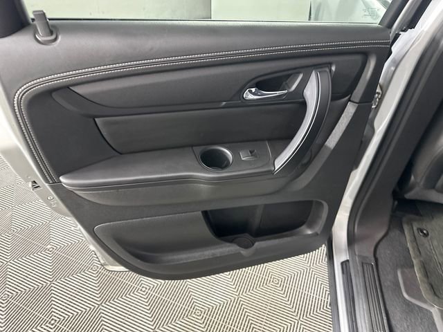 Used 2015 GMC Acadia SLE image 15