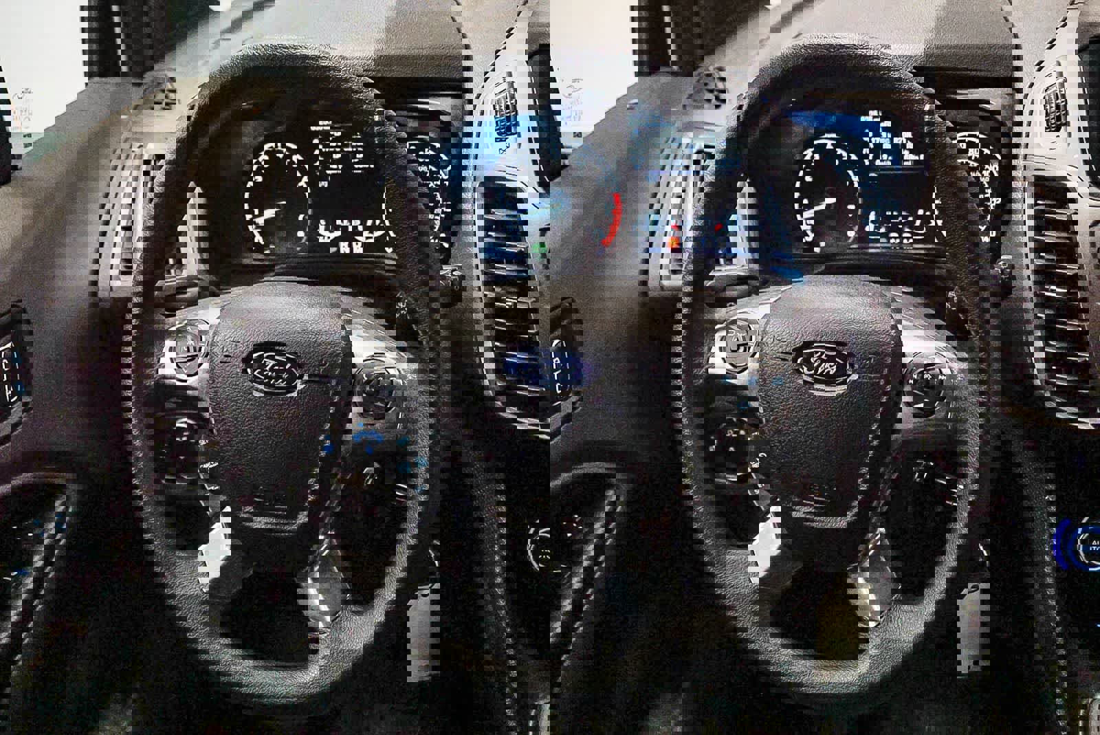 Used 2022 Ford Transit Connect XL image 16