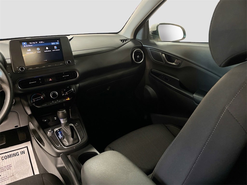Used 2022 Hyundai Kona SEL image 21