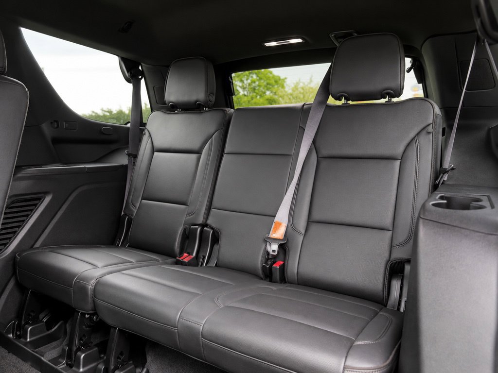 Used 2024 Chevrolet Tahoe High Country AWD/4WD image 31