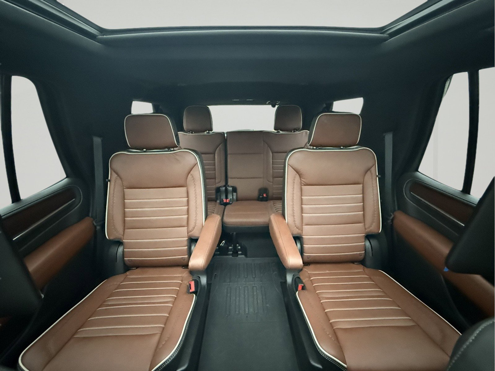 Certified 2023 GMC Yukon Denali Ultimate image 37