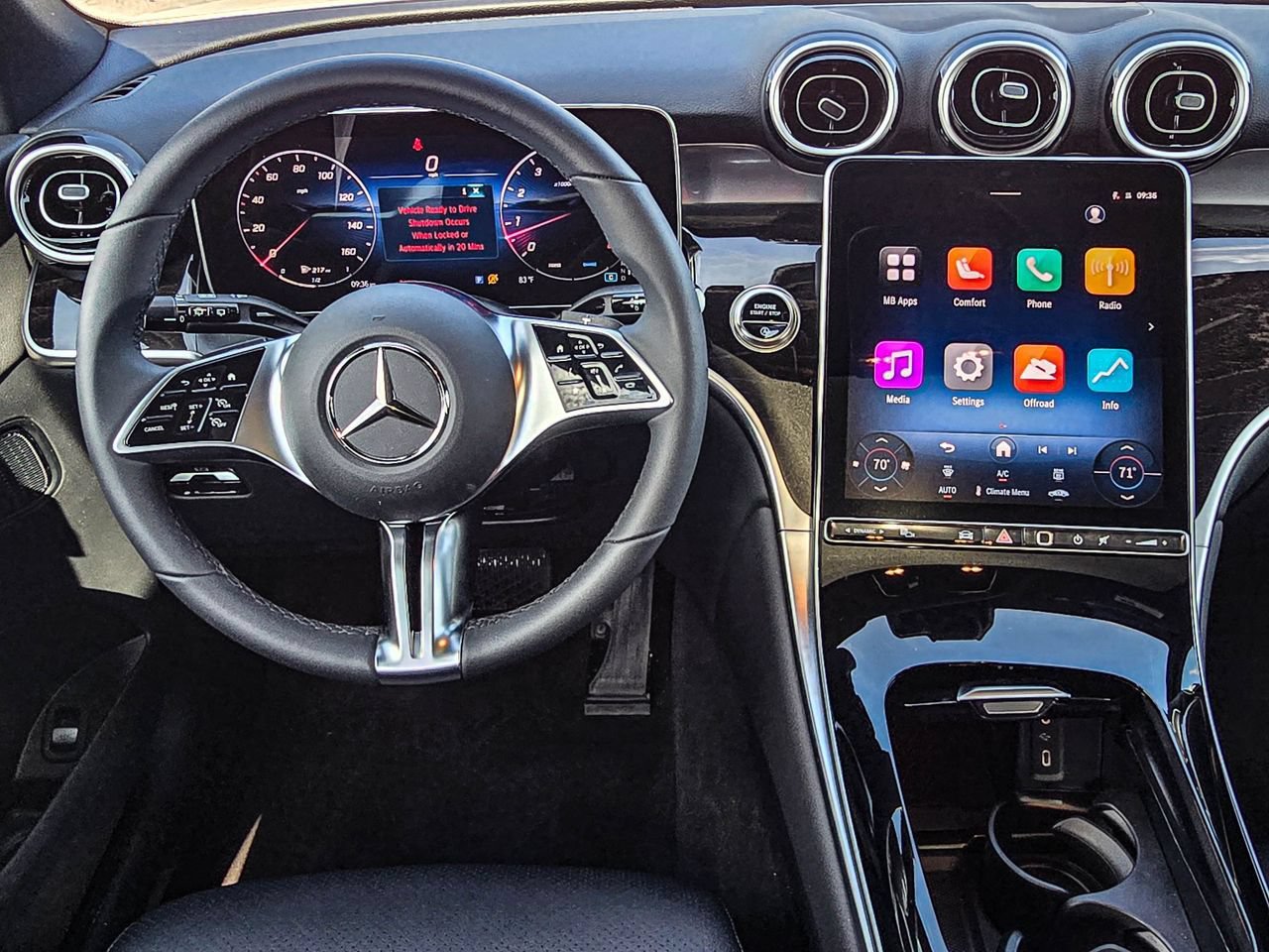 New 2026 Mercedes-Benz GLC 300 4MATIC image 30