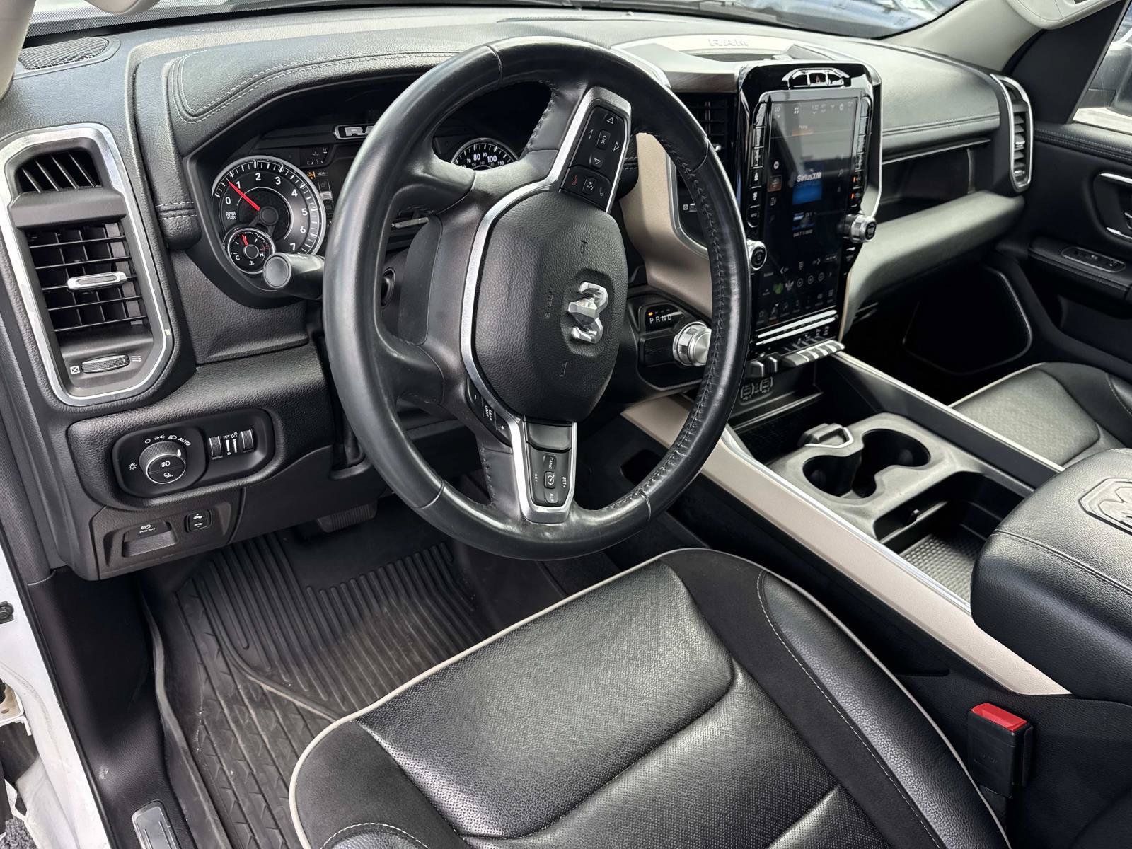 Used 2022 RAM 1500 Laramie w/ Laramie Southwest Edition RWD image 18